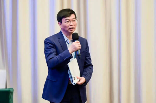 AG真人国际(中国)官方官网首席科学官彭双清教授.jpg AG真人国际(中国)官方官网首席科学官彭双清教授.jpg